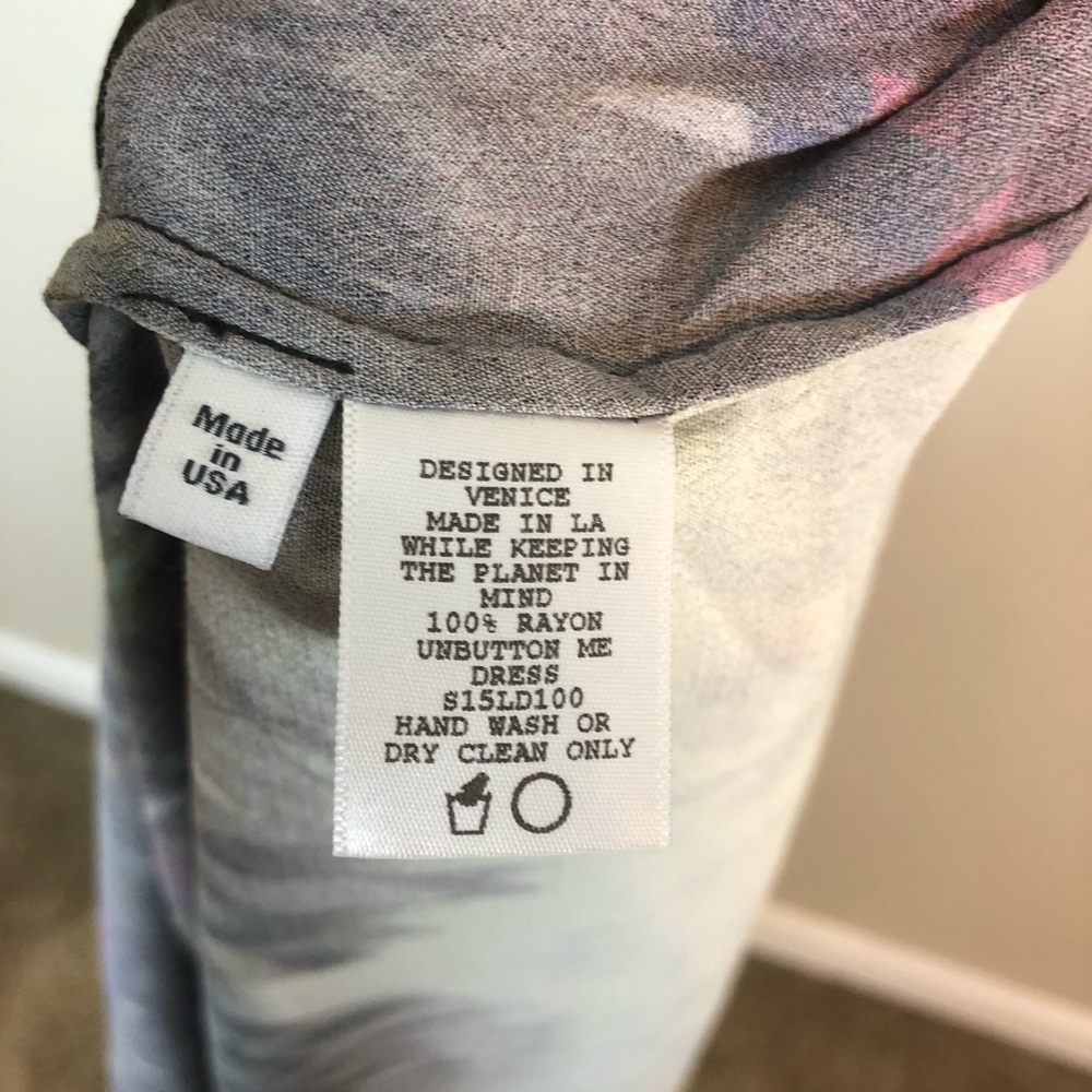 Rare* Flynn Skye Unbutton Me Dress in Green Haze - Picture 7 of 8